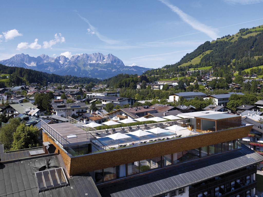 Schwarzer Adler Kitzbühel - Adults Only Hotel Exterior foto
