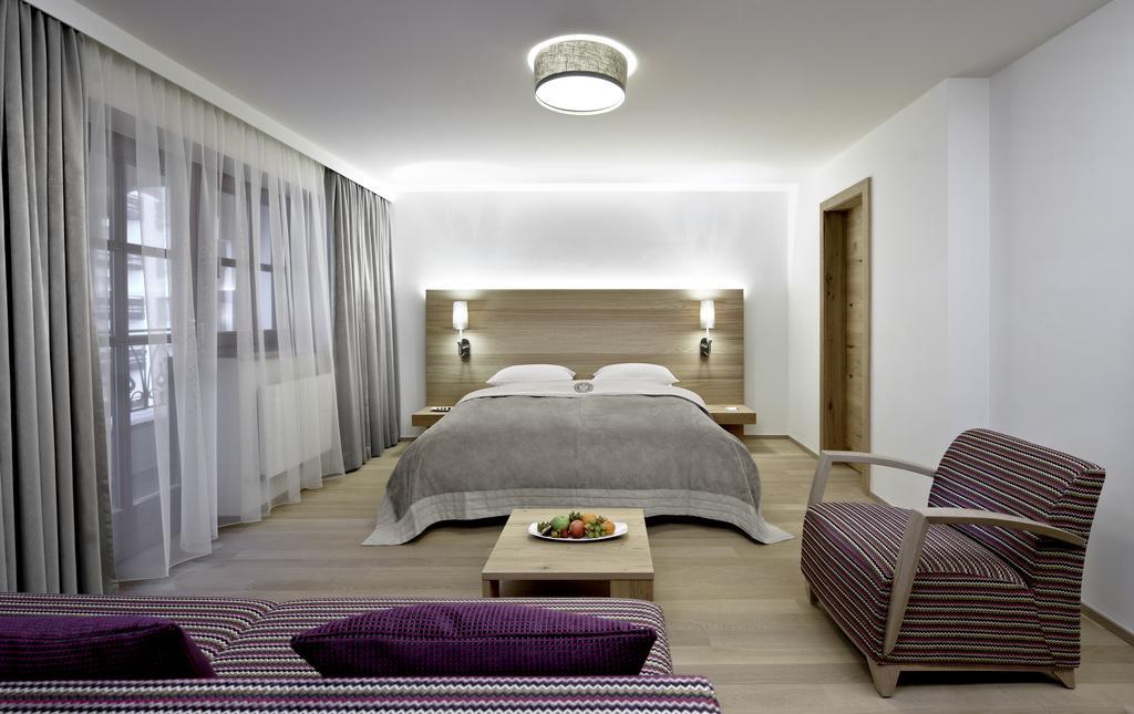 Hotel Schwarzer Adler Kitzbühel - Adults Only Habitación foto